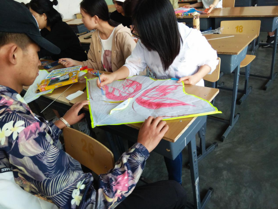 青协成功举办“风筝画卷”活动